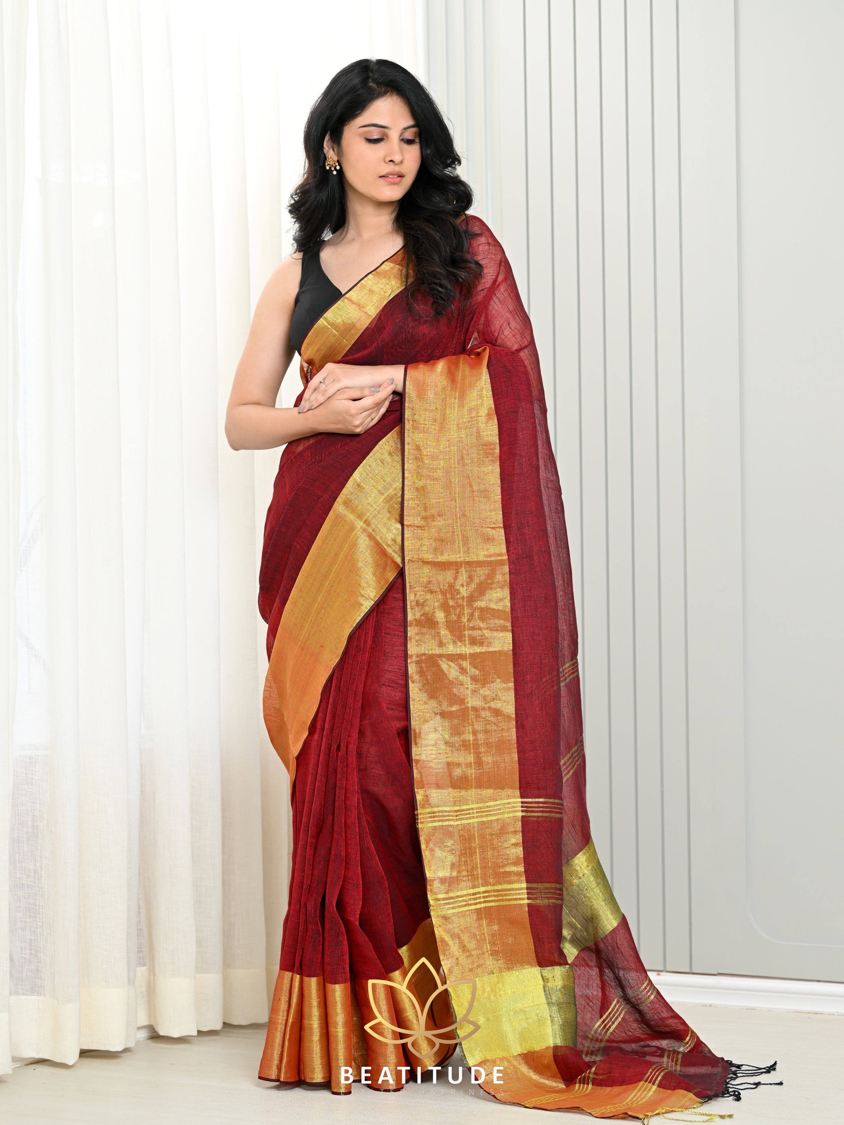 ATTRACATIVE MAROON BLACK COLOUR DIGITAL PRINTED LINEN SAREE –  svaracollection