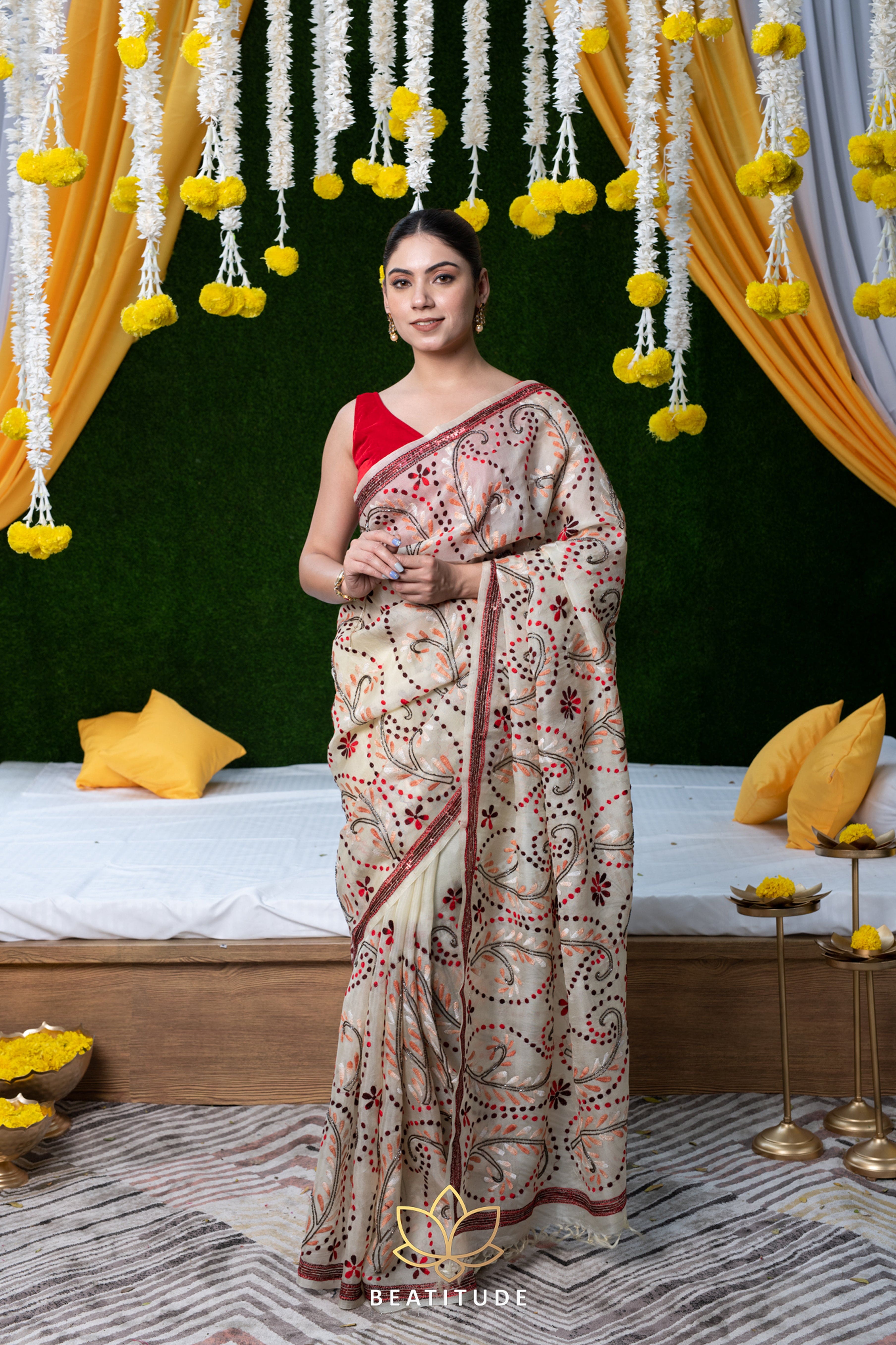 Off-White Cotton Silk Hand Embroidered Handloom Saree Design by Weaverstory  at Pernia's Pop Up Shop 2024