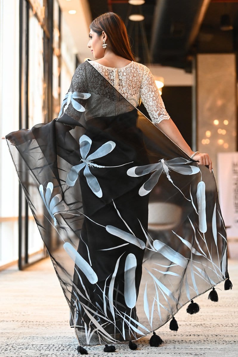 Buy fab99 Women Black Floral Organza Saree Online at Best Prices in India -  JioMart.