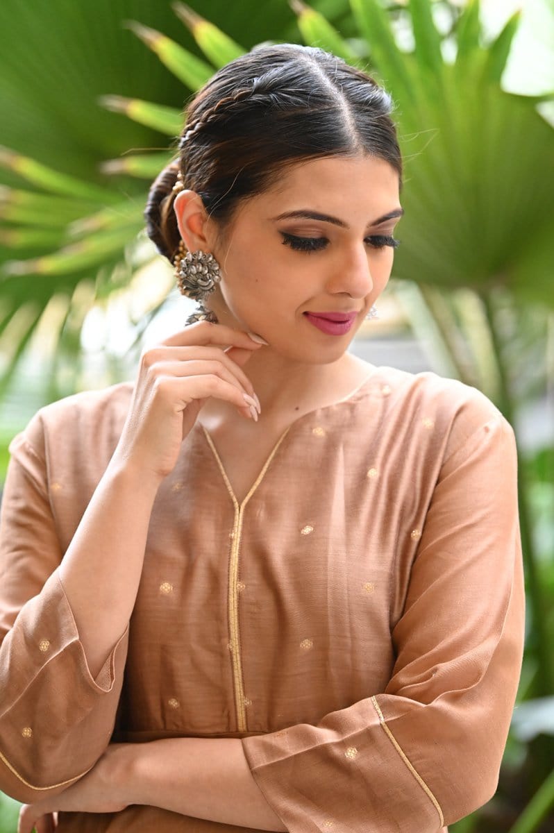 Traditional to western and indo-western—this jewellery brand has everything  to offer