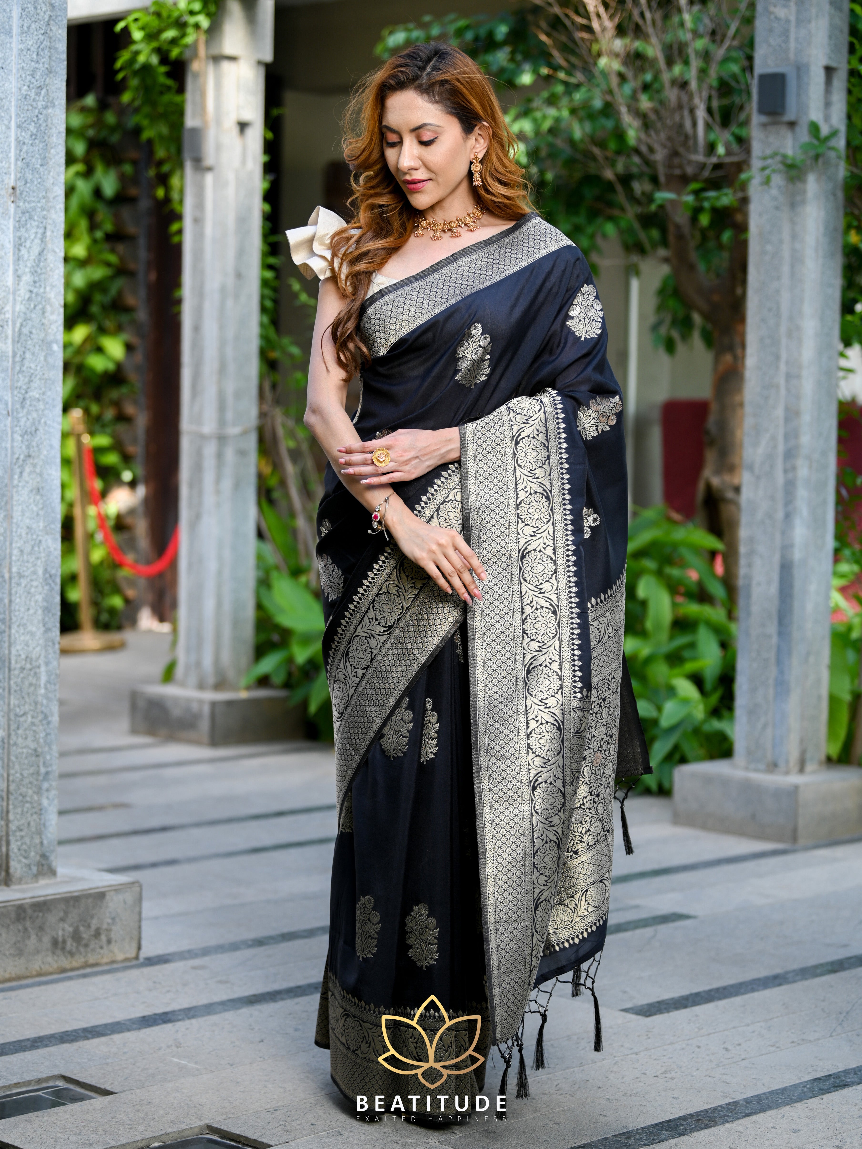 Vrinda: Banarasi Handloom Silk Saree in the Shades of Black – Zari Banaras